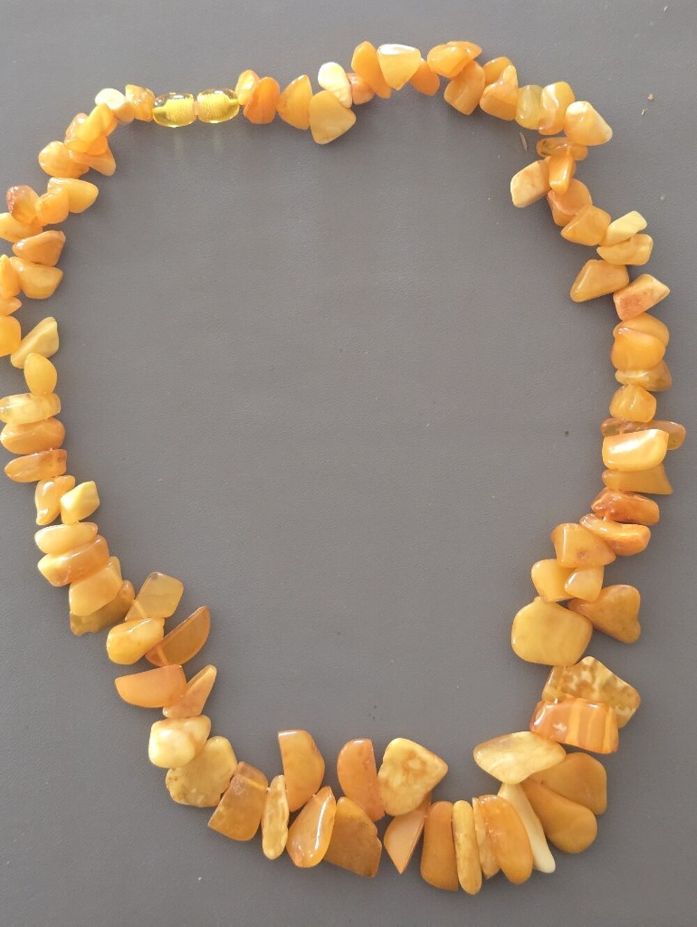 Vintage Baltic Butterscotch Egg Yolk Amber Nugget Necklace - Picture 3 of 7